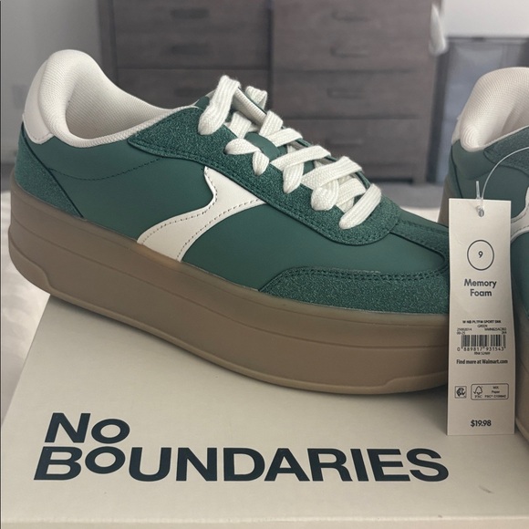 Platform Memory Foam Sneakers - Picture 2 of 3